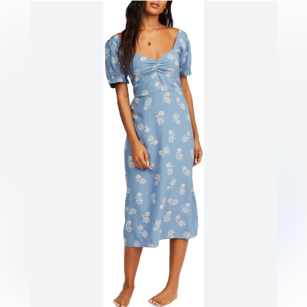 New Billabong Love Letters Floral Blue Sweetheart Smocked Back Midi Dress M